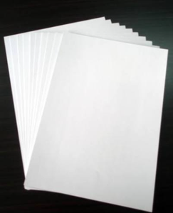 Stock disponible – Papier couché C1S 130 à 280 g/m² – Finition brillante – Reproduction couleur haute fidélité pour emballages alimentaires et prospectus - Product Image 1