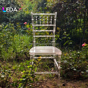LEDA Hot Selling Chaise Chiavari transparente en résine acrylique de cristal pour les fêtes d'hôtel de location de mariage - Product Image 1