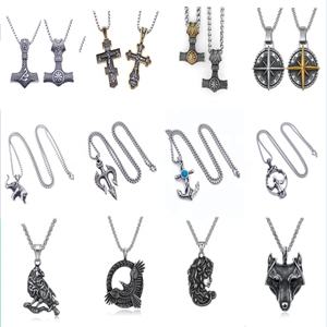 Collier Pendentif Marteau de Thor Viking Nordique en Acier Inoxydable 316L Moulé, Bijou Tendance pour Homme, Prêt à Expédier en Gros - Product Image 3