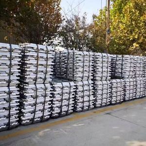 Factory Sale High Quality 99.8% 99.9% Aluminum Alloy <b>Ingots</b> with Al Fe Si Mn Etc. for Water Heaters Boiler China - Product Image 1