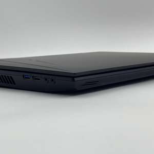 Hasee Mars ZX7 15,6 pouces 1920x1080 Core I5 16 Go SSD Windows 10 Clavier anglais Autonomie de 8 à 10 heures Écran 120 Hz - Product Image 4