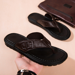 Las sandalias de playa tipo chanclas de talla grande más vendidas para hombre en el verano de 2026 son las nuevas para uso diario. - Product Image 5