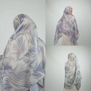 Nouveau Style Arabe Haute Qualité Viscose Impression Châle Double Couture Châle Écharpe Modal Long Châle 80*200CM Hijab - Product Image 1