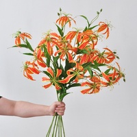 Großhandel Real Touch Künstliche 3 Köpfe Feuer lilie Blume Gloriosa Superba Dekorative Flammen lilie für Party Hotel Dekoration