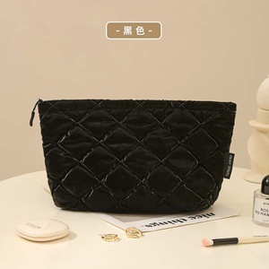 Enjoy Travel Quilted Cosmetic Bag Medium Size Zipper Closure Portable <b>Makeup</b> <b>Case</b> Simple Diamond Pattern Beige Color - Product Image 3