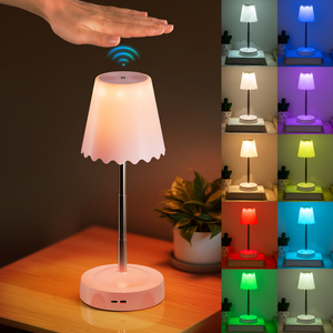 Lámpara de escritorio recargable por <span class=keywords><strong>USB</strong></span> moderna, sensor de movimiento RGB, luces nocturnas ajustables en altura, lámpara de mesa <span class=keywords><strong>LED</strong></span> para dormitorio de Hotel - Product Image 1