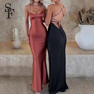 فستان ماكسي نسائي أسود من الساتان بحمالات رفيعة من شينغفو، فستان سهرة أنيق ضيق - Product Image 1