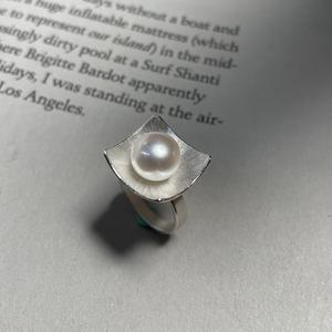 S925 Pure Silver Unique Temperament <b>Ring</b> with Natural <b>Pearl</b> Women's High-End Niche Fashion <b>Ring</b> with Opened <b>Pearl</b> - Product Image 1