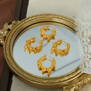 Pendientes de Aro de Aleación de Zinc Dorada con Diseño Geométrico de Sol y Llama, Pendientes de Moda para Fiesta EH56 - Product Image 2