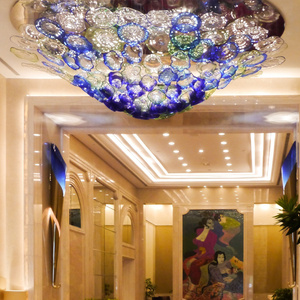 Lustre en verre de luxe AMJ, design floral, grand modèle suspendu, LED personnalisable en couleur/taille, dimmable, <span class=keywords><strong>50</strong></span> 000 heures - Product Image 1