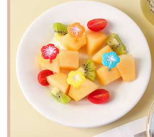 Vente en gros d'accessoires pour bento Kawaii pour enfants matériau ABS de qualité alimentaire 3-6cm médiators pour enfants fourchettes à fruits animaux de dessin animé mignon Mini - Product Image 5