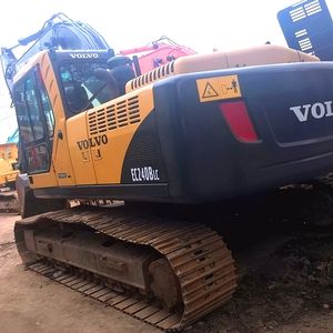 Excavatrice sur chenilles VOLVO EC240BLC utilisée par excellentes performances - Product Image 1