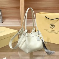Nouveauté 2026 Sac seau bandoulière en cuir véritable souple et imperméable pour femme, sac fourre-tout de luxe pour le shopping