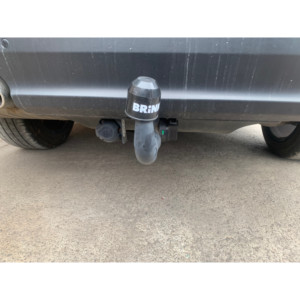 JAGUAR F-PACE 2016-2020 BARRE DE REMORQUAGE (AFTERMARKET) AVEC ÉLECTRIQUES - Product Image 1