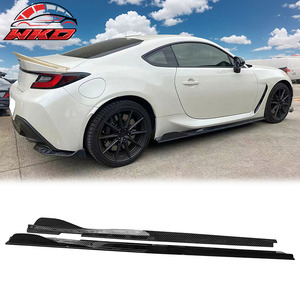 Faldones Laterales Estilo IKON V2 con Estampado de Fibra de Carbono para Subaru BRZ 2022-2026 - Product Image 1