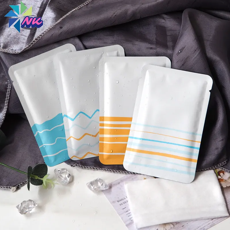 शैम्पू क्रीम लोशन के लिए हीट सील पैकेजिंग डिस्प्ले स्किनकेयर कॉस्मेटिक प्लास्टिक फ़ॉइल छोटे नमूना पाउच पैकेजिंग बैग
