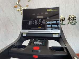 Commerciële Sportschool High-End Gemotoriseerde Deluxe Loopband Cardio Trainingsapparatuur Gym Loopband Loopband Commerciële - Product Image 3