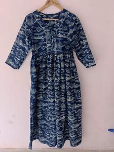 Robe pour femmes en coton ample de qualité supérieure 100% coton avec décoration en dentelle prix d'exportation directe fournisseur indien - Product Image 2