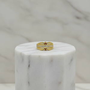 Magnifique bague vintage en or 22 carats avec accents de rubis et pierres claires, élégante et rétro, pour femme, idéale comme cadeau - Product Image 2
