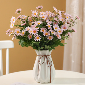Ruilisi Marguerites Artificielles 9 Têtes Fleurs en Soie Style Coréen Décoration de Mariage - Product Image 3