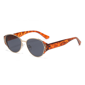 Óculos de Sol Versáteis UV400 Jet 9461: Novo Estilo Europeu-Americano, Óculos Ovais Modernos com Armação de Metal, Personalidade e Moda - Product Image 4