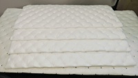 Matériau PP+PET blanc avec adhésif au dos, marque ANTELA, garantie 5 ans, plaque d'insonorisation et d'isolation des vibrations pour voiture