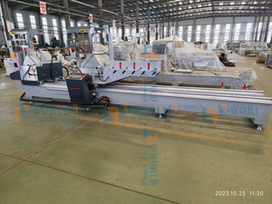 Scie à aluminium double tête CNC650 avec système de refroidissement par pulvérisation, machine de découpe robuste pour profilés aluminium de murs-rideaux - Prix - Product Image 5