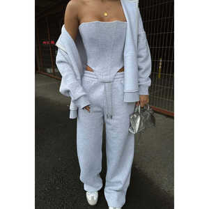 ชุดวอร์มสามชิ้นสีเทา - Product Image 2