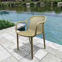 Chaise creuse verticale de vente chaude confortable fauteuil de salle à manger et de loisirs simple pour la maison balcon plage et utilisation en entrepôt