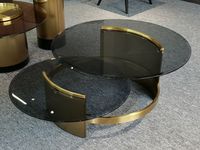 Ensemble de table basse de luxe moderne avec cadre doré en acier inoxydable personnalisé avec plateau en verre rond