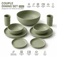 Ensemble de vaisselle en silicone sans BPA de Waker Manufacturers avec assiettes, bols, tasses et saladier pour la cuisine et le camping