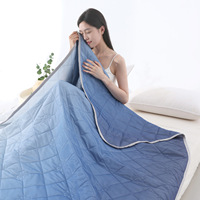 Couette d'été rafraîchissante en polyester, légère, unie, douce et respirante, idéale pour la climatisation, pour la maison et l'hôtel