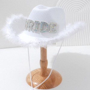 Llaveros Con Sombrero De Vaquero: Accesorios Elegantes Y Festivos