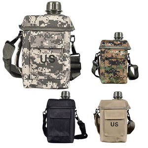屋外戦術的なウォーターボトル伝説の古典的な食堂大容量PEプラスチックカモフラージュトレーニングケトルベルト付き - Product Image 1