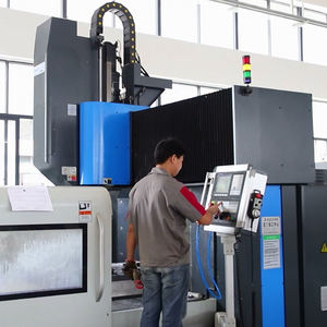 Elektrische Kartonaufrichter- und Öffnungsmaschine aus Edelstahl mit Bodenklebebandverschließer für Getränke- und Chemieverpackungen, zahnradgetrieben - Product Image 4