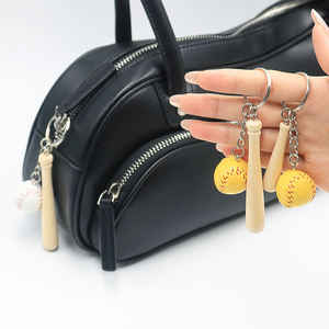 Porte-clés en bois de baseball en gros, cadeaux promotionnels de Noël, porte-clés adorable - Product Image 3