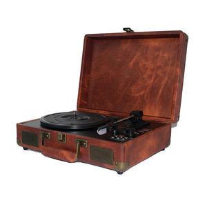 Tocadiscos de madera portátil con altavoces incorporados para uso doméstico - Product Image 2