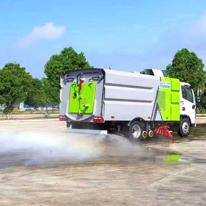 Camion balayeuse-aspireuse Dongfeng 4x2 de 5 mètres cubes pour le nettoyage des routes - Product Image 2