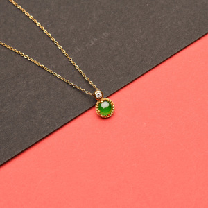 Colgante de Jade Verde Maya Feicui - Lujoso Collar de Oro de 24K - Colgante de Jade de Alta Calidad - Product Image 5