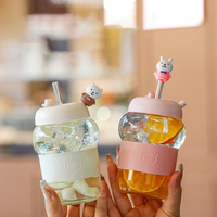 Gobelet à bulles mini en verre double paroi, motif animal de dessin animé, mignon pour fille, design tendance, avec paille et housse isotherme