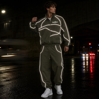 Survêtements réfléchissants personnalisés OEM pour hommes, veste zippée à passepoil contrastant, pantalon, col montant, poignets élastiques, vêtements de sport, fabricant, usine