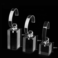 Présentoir de montre de luxe en plexiglas transparent avec support en C
