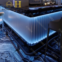 Meuble de bar personnalisé pour club de nuit moderne avec éclairage LED et vitrine à vin
