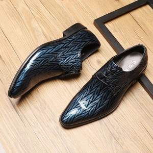 Zapatos de vestir y Oxford de cuero para hombre, estilo casual, formales, de negocios, con punta en pico, de cuero brillante, a la moda, para novio de boda. - Product Image 4