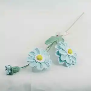 Tanaman Mini buatan tangan, dekorasi dalam ruangan lucu buatan tangan Mini Pot bunga Crochet kecil Daisy wol selesai