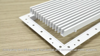Grilles de ventilation au plafond en aluminium de conception moderne Type de charnière Grille d'air de retour Filtre amovible Application extérieure AC sous-sol