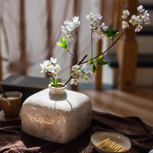Grande Composizione Floreale Artificiale - Fiori <span class=keywords><strong>di</strong></span> <span class=keywords><strong>Fragola</strong></span> Finti, Rose e Mirto in Stile Cinese, Decorazione Ecologica per la Casa - Product Image 1