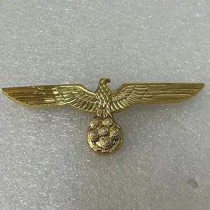 Customization Hot Sale Animal Bird Eagle Gold Nickel Plated Unique Metal Badges For Gift