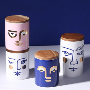 Hemoton - Portautensili da cucina in ceramica, motivo: animali, in porcellana, porta utensili per il resto, Natale, per cucina, novità regalo per posare utensili e bacchette (rosso