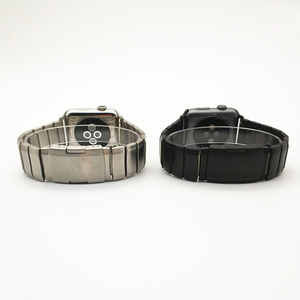 Cinturino in acciaio metallico di nuovo design per <span class=keywords><strong>Apple</strong></span> <span class=keywords><strong>Watch</strong></span> Series 6 <span class=keywords><strong>se</strong></span> 5 <span class=keywords><strong>4</strong></span> per cinturino iWatch cinturino in acciaio inossidabile di alta qualità - Product Image 5